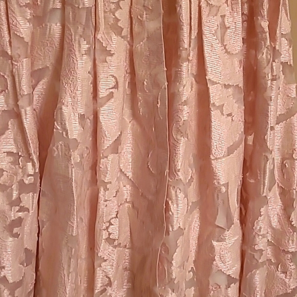 Cabbages & Roses Limited Edition Pink Skirt - Picture 3 of 8